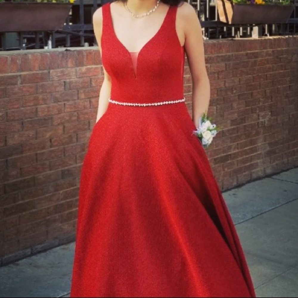 Red Gorgeous Dress Size XS